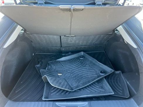 Used 2026 Toyota Prius XLE FWD image 36