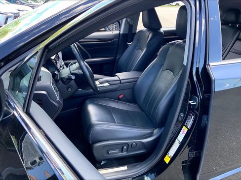 Used 2019 Lexus RX 350 AWD w/ Navigation Package image 8