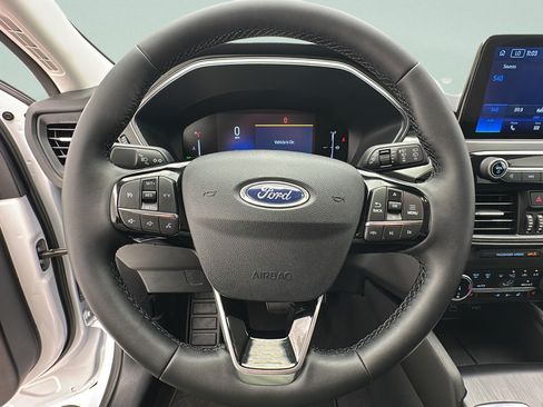 Used 2026 Ford Escape Active w/ Cold Weather Package AWD/4WD image 14