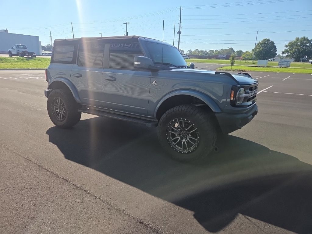 Used 2023 Ford Bronco Outer Banks AWD/4WD image 18
