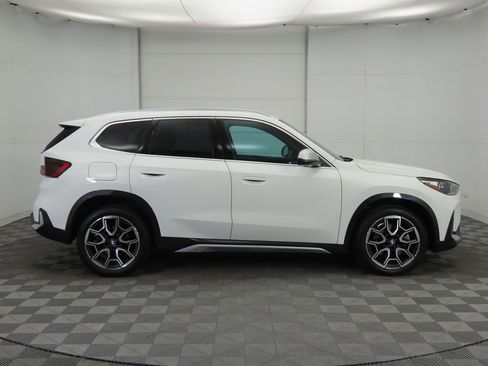Certified 2024 BMW X1 xDrive28i w/ Convenience Package image 4
