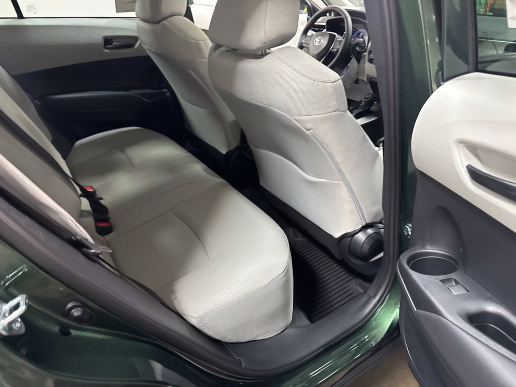 New 2026 Toyota Corolla Cross LE w/ Moonroof Package AWD/4WD image 31