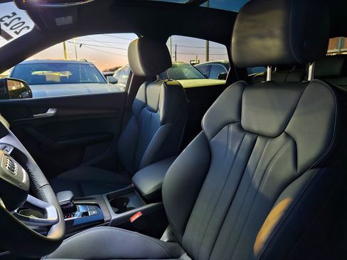 Used 2025 Audi Q5 2.0T Premium image 10