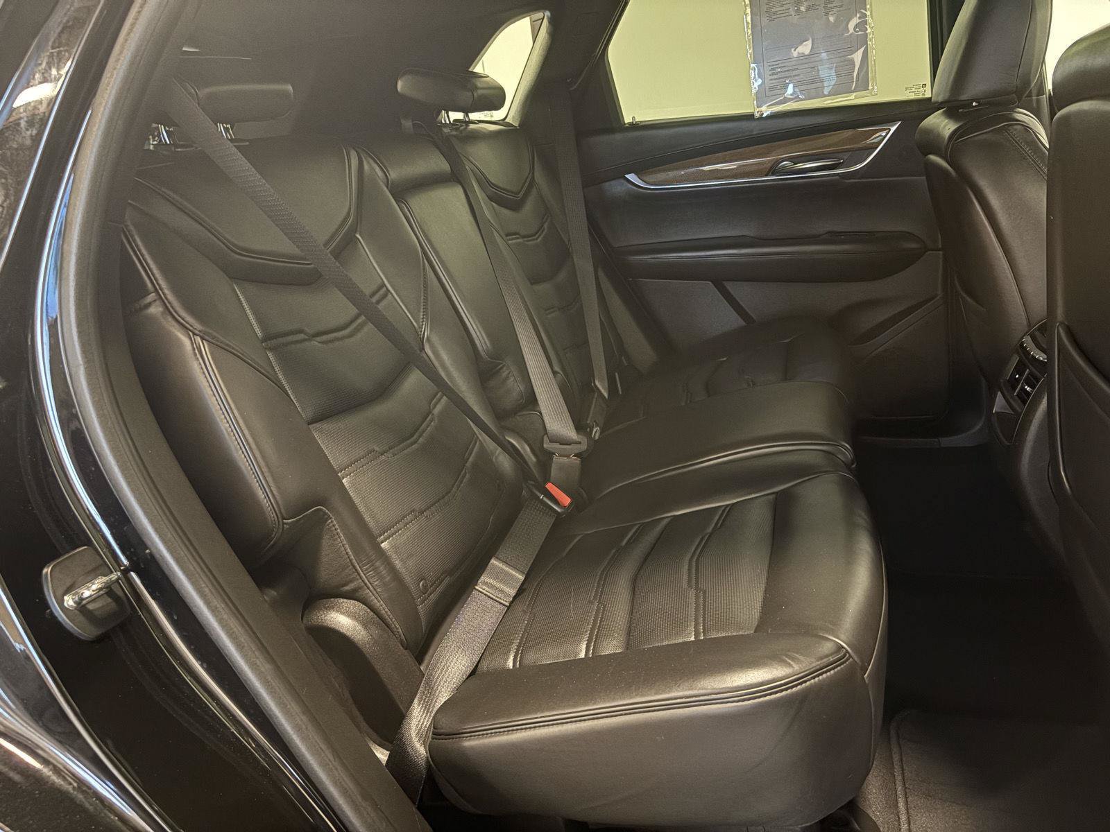 Used 2017 Cadillac XT5 Platinum AWD/4WD image 42