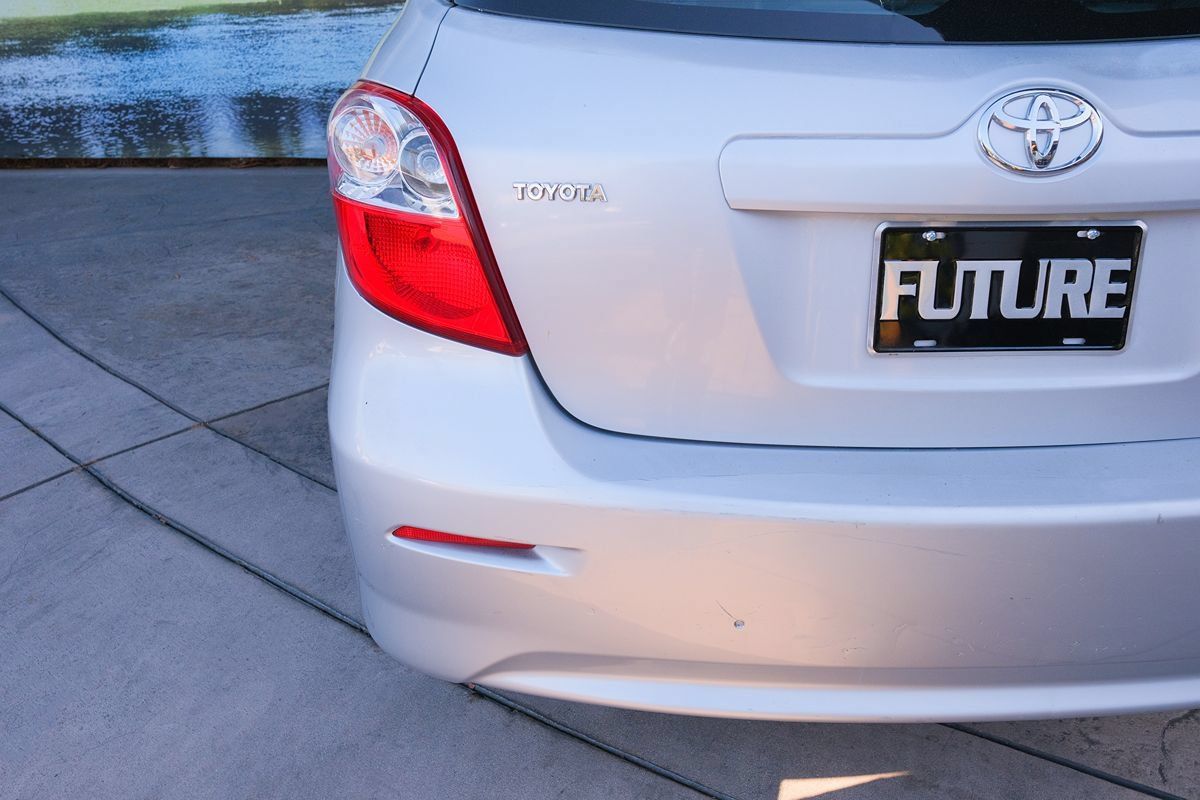 Used 2009 Toyota Matrix FWD image 33