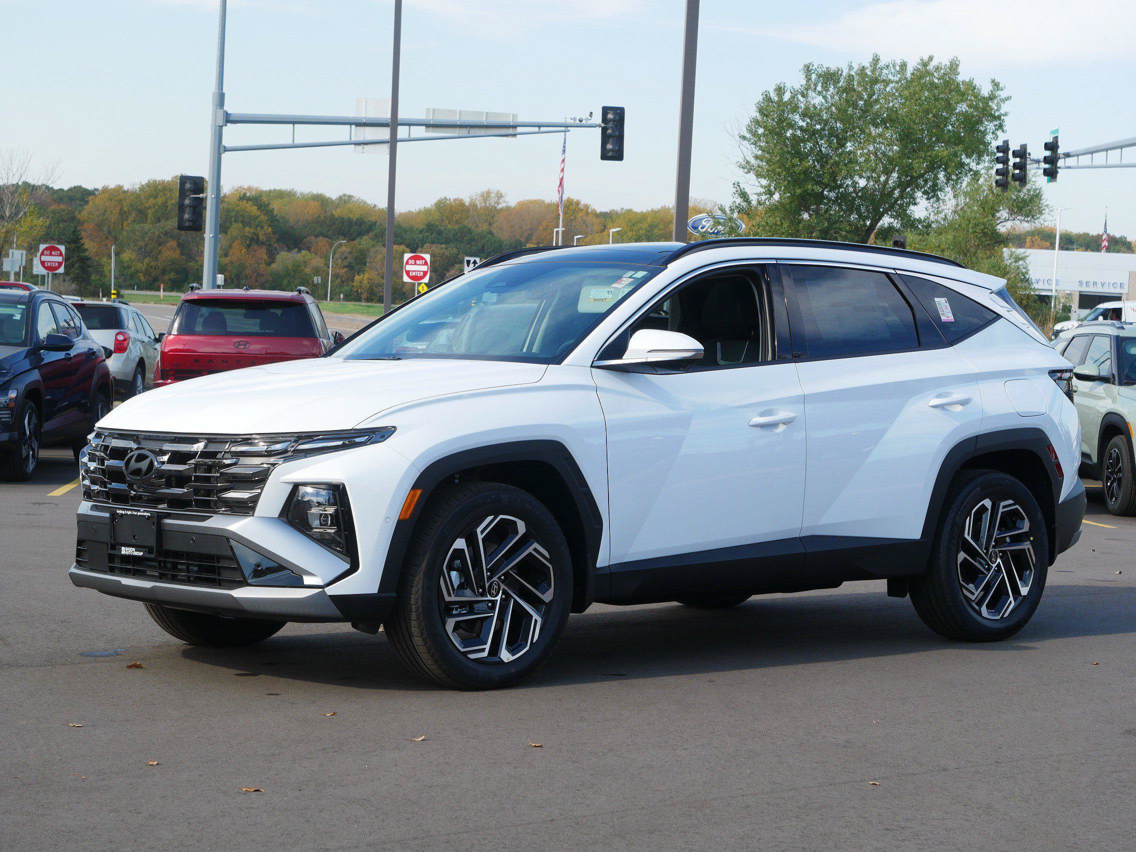 New 2026 Hyundai Tucson Limited AWD/4WD image 2