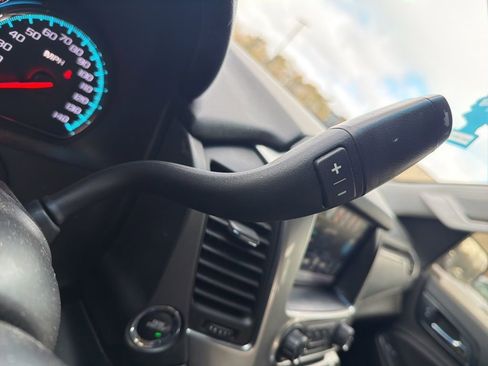 Used 2019 Chevrolet Tahoe Premier AWD/4WD image 25