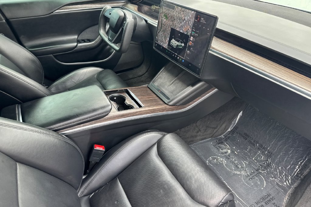 Used 2022 Tesla Model S AWD/4WD image 14