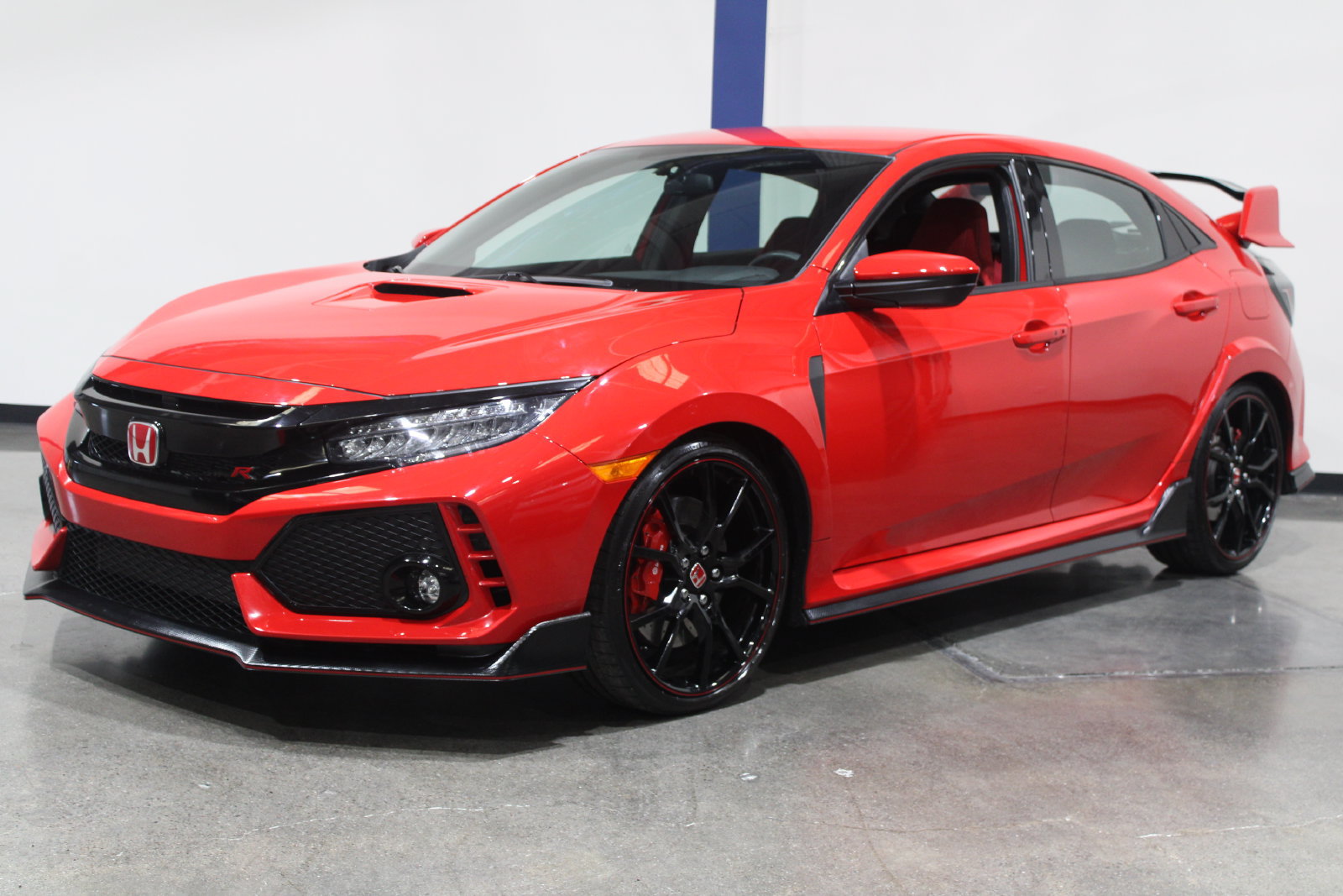 Used 2018 Honda Civic Type R image 7