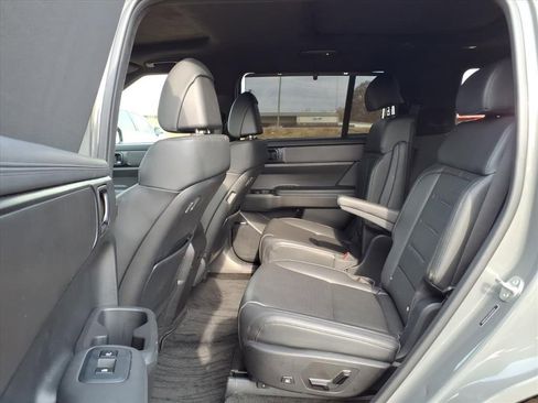 Used 2024 Hyundai Santa Fe Calligraphy image 10