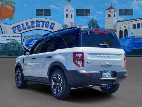 New 2026 Ford Bronco Sport Outer Banks w/ Outer Banks Tech Package+ AWD/4WD image 3
