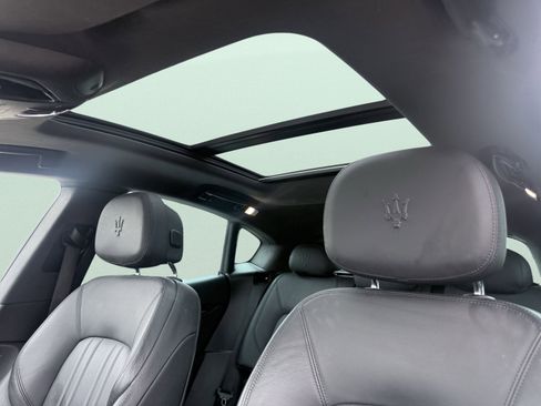 Used 2023 Maserati Levante Modena image 36