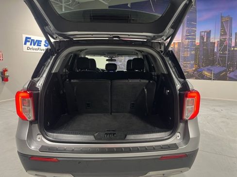 Used 2023 Ford Explorer XLT w/ Equipment Group 202A image 28