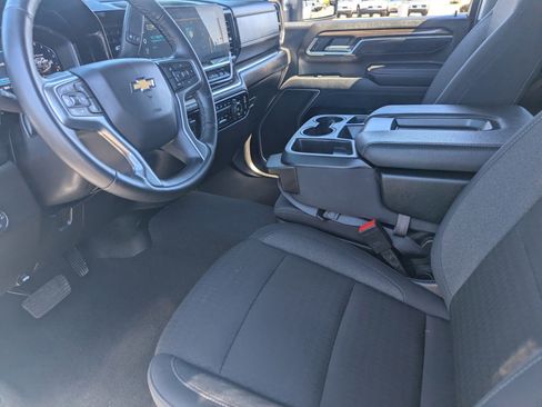 Certified 2025 Chevrolet Silverado 2500 LT w/ Convenience Package image 24