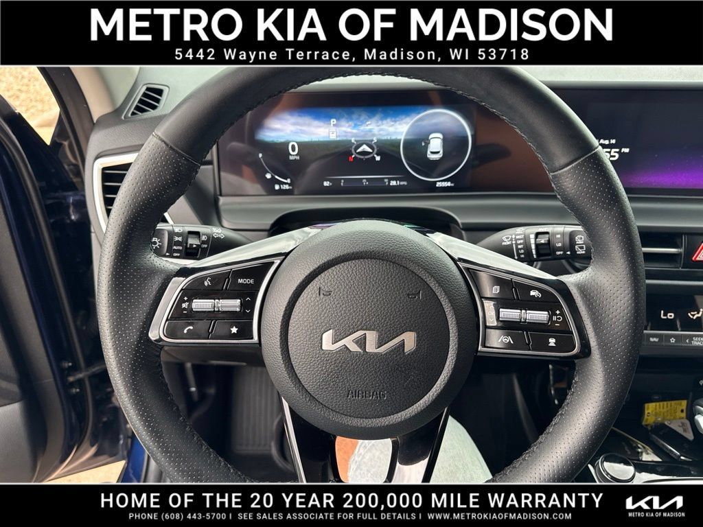 Used 2024 Kia Seltos SX w/ SX Sunroof Package AWD/4WD image 18