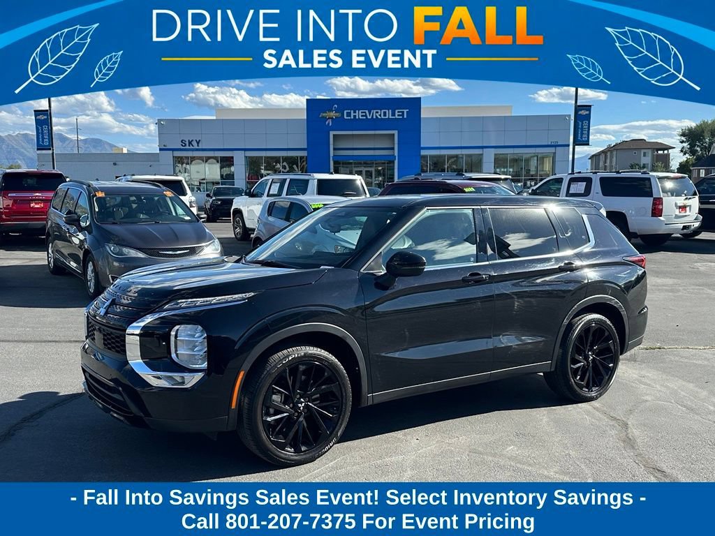 Used 2024 Mitsubishi Outlander SE Black Edition AWD/4WD image 1