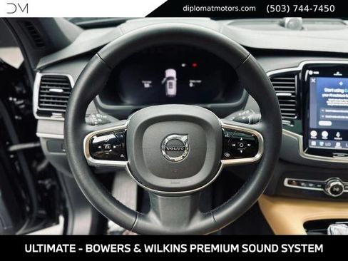Used 2024 Volvo XC90 T8 Ultimate AWD/4WD image 32