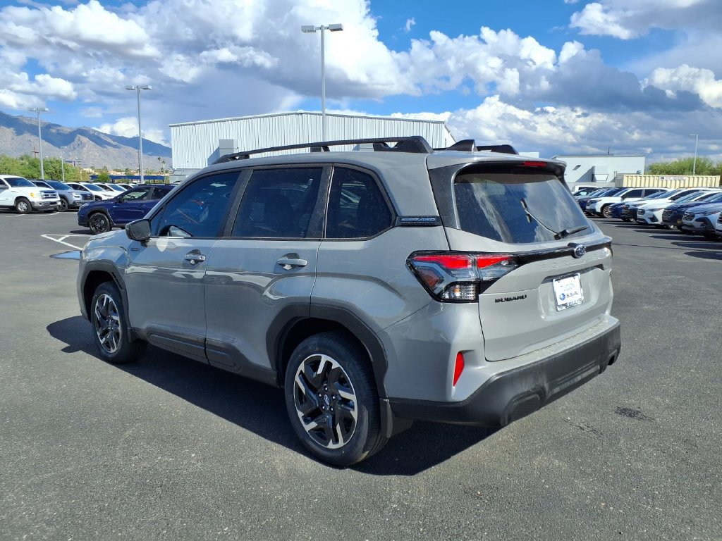 New 2026 Subaru Forester Premium AWD/4WD image 11