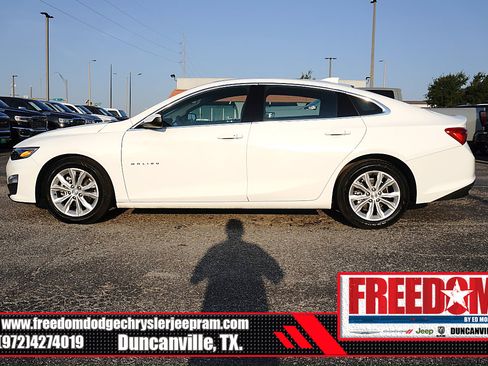Used 2024 Chevrolet Malibu LT FWD image 2