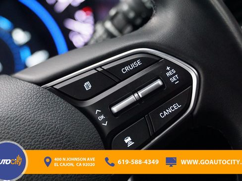 Used 2020 Hyundai Santa Fe SEL w/ Convenience + Premium Package FWD image 23