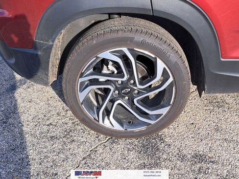 Used 2025 Chevrolet TrailBlazer RS w/ Convenience Package image 5