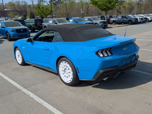 New 2026 Ford Mustang GT Premium w/ GT Performance Package RWD image 6