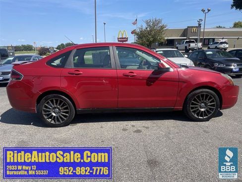 Used 2010 Ford Focus SES FWD image 4