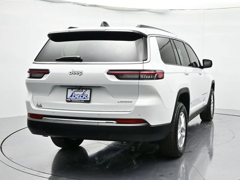 New 2025 Jeep Grand Cherokee L Laredo image 5