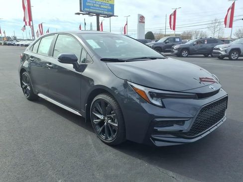 New 2026 Toyota Corolla SE image 1