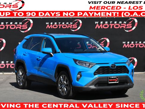 Used 2020 Toyota RAV4 XLE Premium FWD image 1