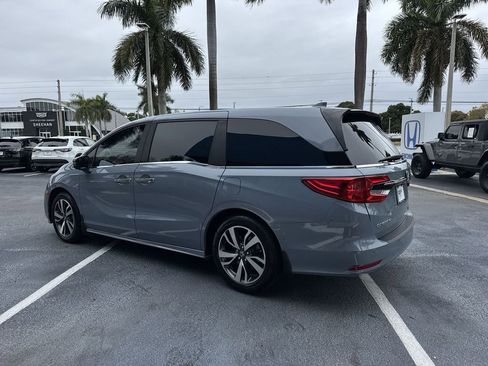 Certified 2024 Honda Odyssey Touring image 9