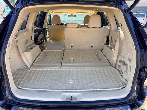 Used 2014 Toyota Highlander XLE image 14