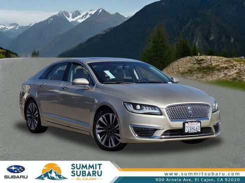 Used 2017 Lincoln MKZ Reserve image 1