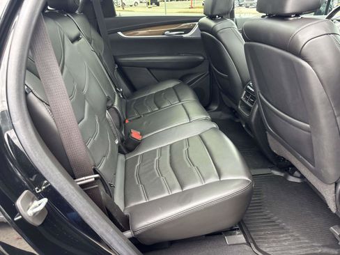 Used 2022 Cadillac XT5 Sportv w/ Platinum Package image 18