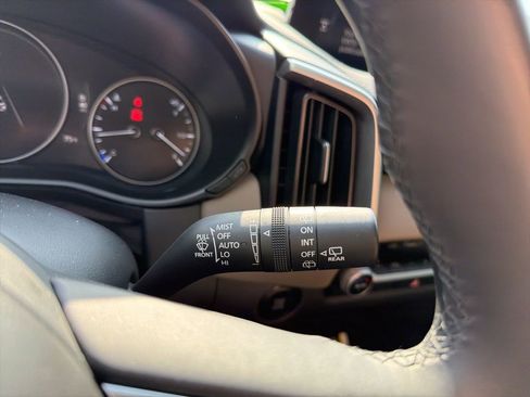 Used 2025 MAZDA CX-50 AWD 2.5 S w/ Premium Package image 16