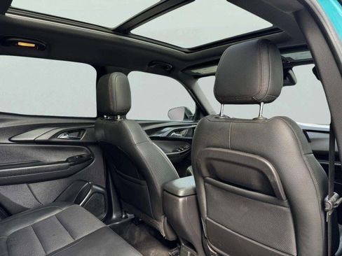 Used 2021 Chevrolet TrailBlazer RS w/ Sun and Liftgate Package image 43