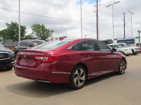 Used 2020 Honda Accord EX image 8