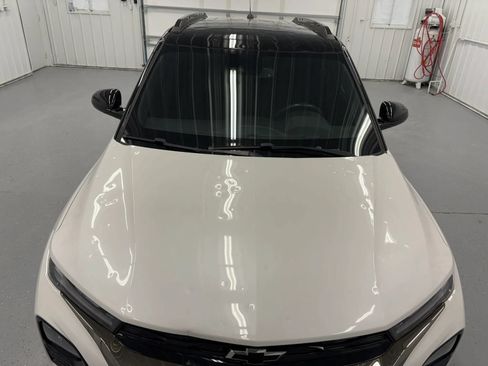Used 2021 Chevrolet TrailBlazer RS w/ Technology Package FWD image 20