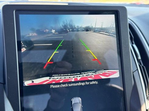 Used 2021 Ford Edge ST-Line image 21