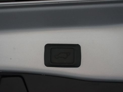 Certified 2025 Toyota RAV4 XSE AWD/4WD image 35