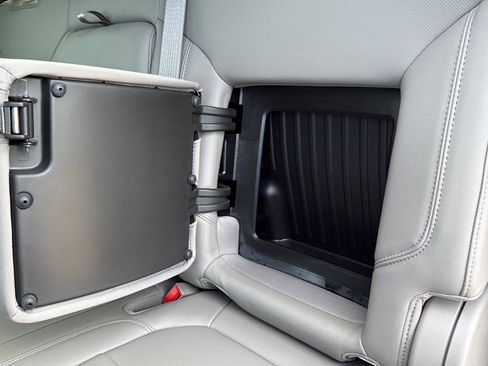 Used 2022 Chevrolet Silverado 2500 LTZ w/ LTZ Texas Edition image 11