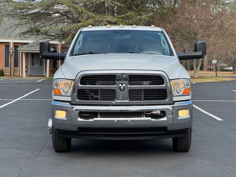 Used 2012 RAM 3500 SLT image 3