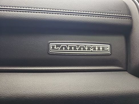 Used 2021 RAM 1500 Laramie AWD/4WD image 34
