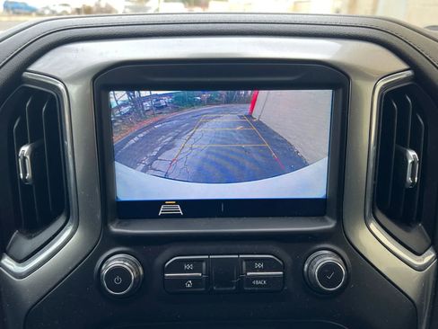 Used 2020 Chevrolet Silverado 1500 LT w/ Convenience Package image 36