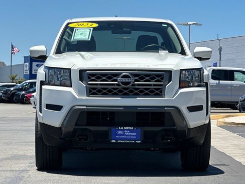 Used 2023 Nissan Frontier SV AWD/4WD image 8