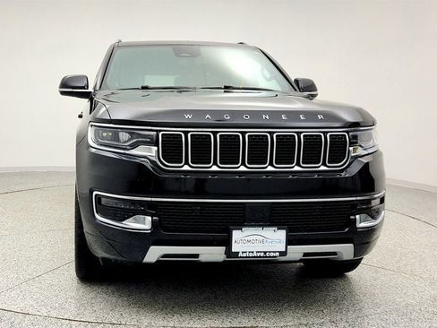 Used 2023 Jeep Wagoneer Series II w/ Premium Group I image 2