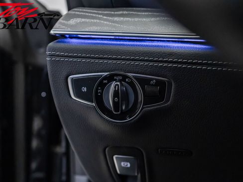 Used 2021 Mercedes-Benz AMG GT 43 image 31