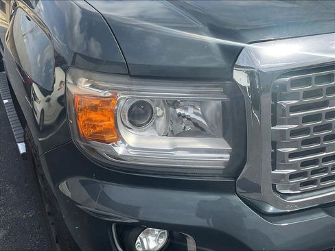 Used 2018 GMC Canyon Denali AWD/4WD image 32