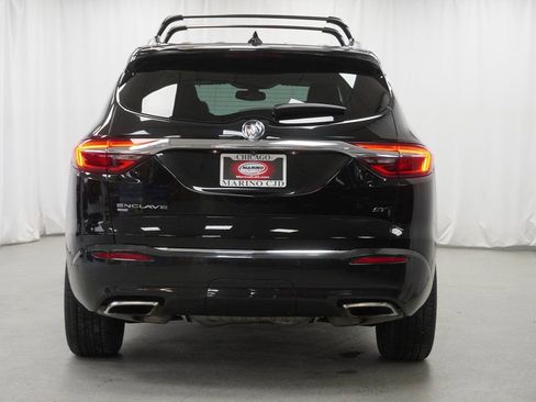 Used 2021 Buick Enclave Essence w/ Sport Touring Edition image 11
