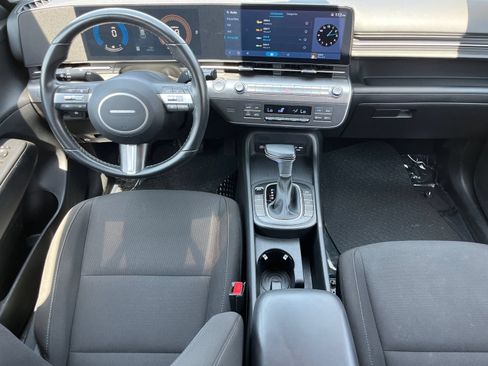 Used 2024 Hyundai Kona SEL AWD/4WD image 12